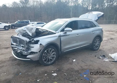 2022 Lincoln Nautilus Reserve z USA, uszkodzony, nr VIN 2LMPJ6K96NBL25039